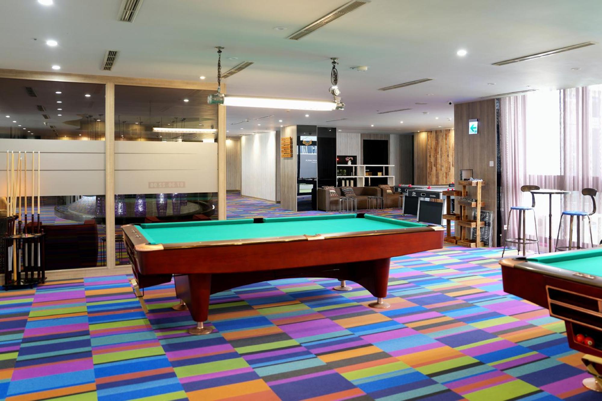 Freedom Design Hotel Luzhu Bagian luar foto