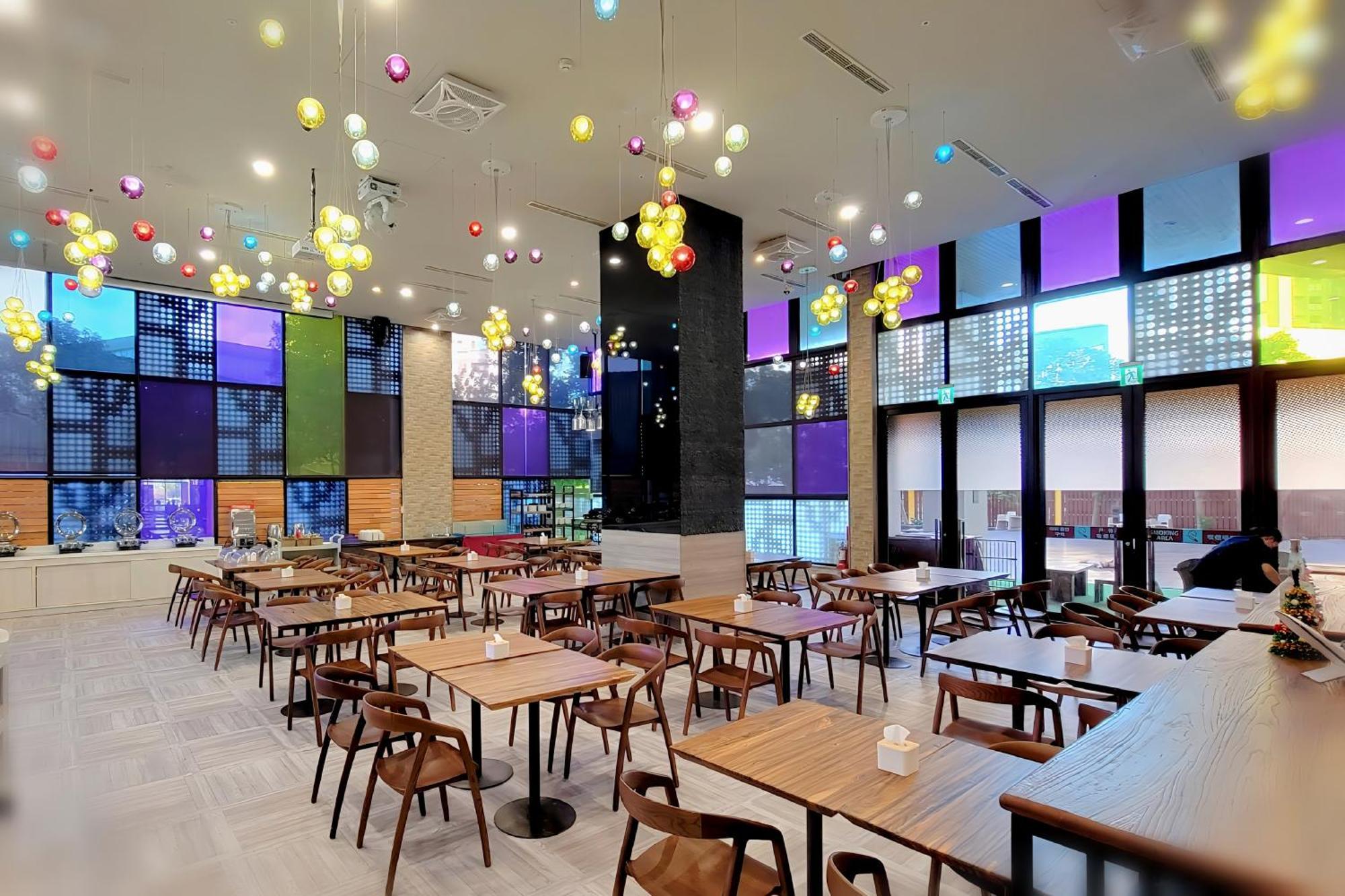 Freedom Design Hotel Luzhu Bagian luar foto