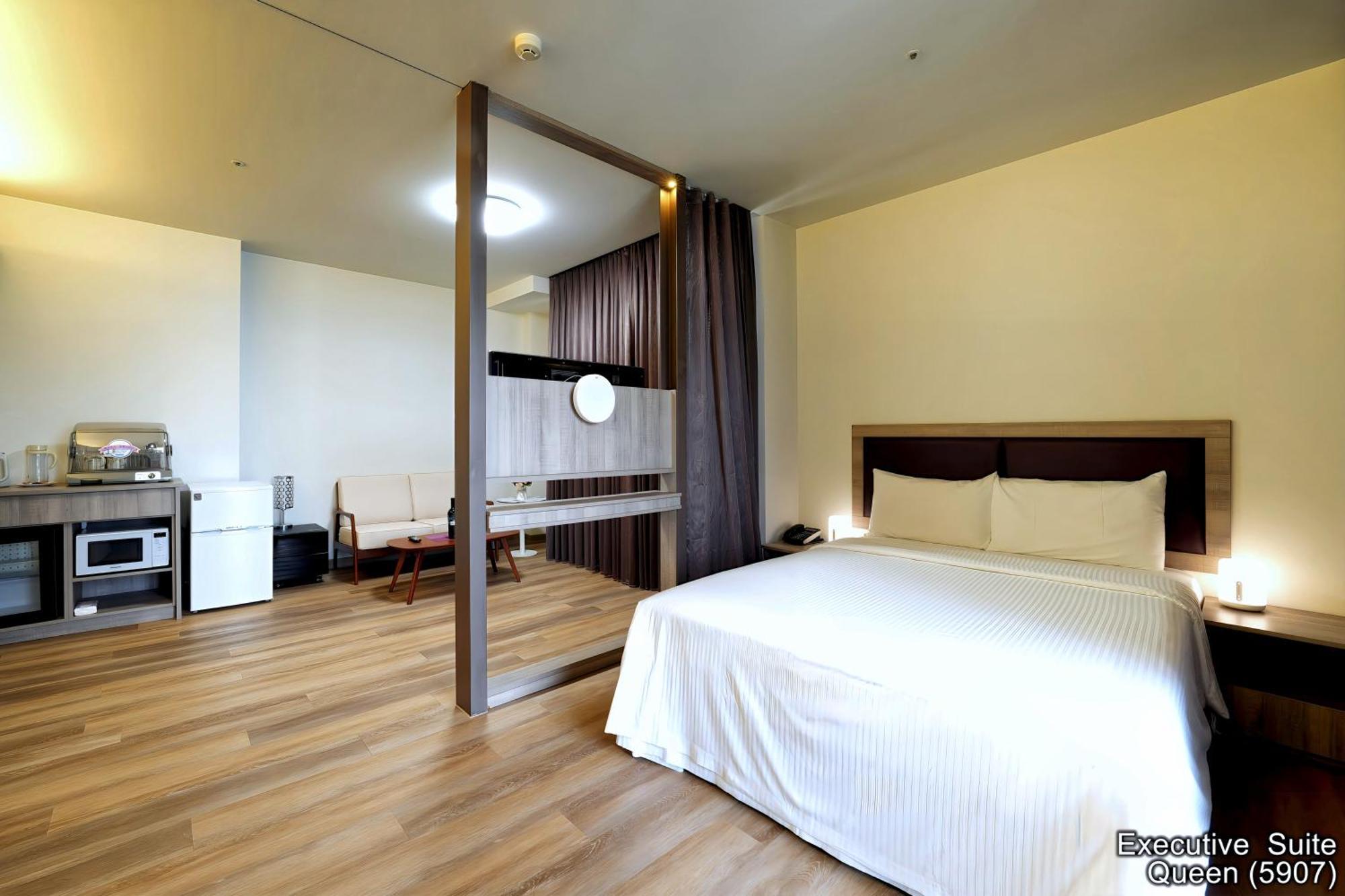 Freedom Design Hotel Luzhu Ruang foto