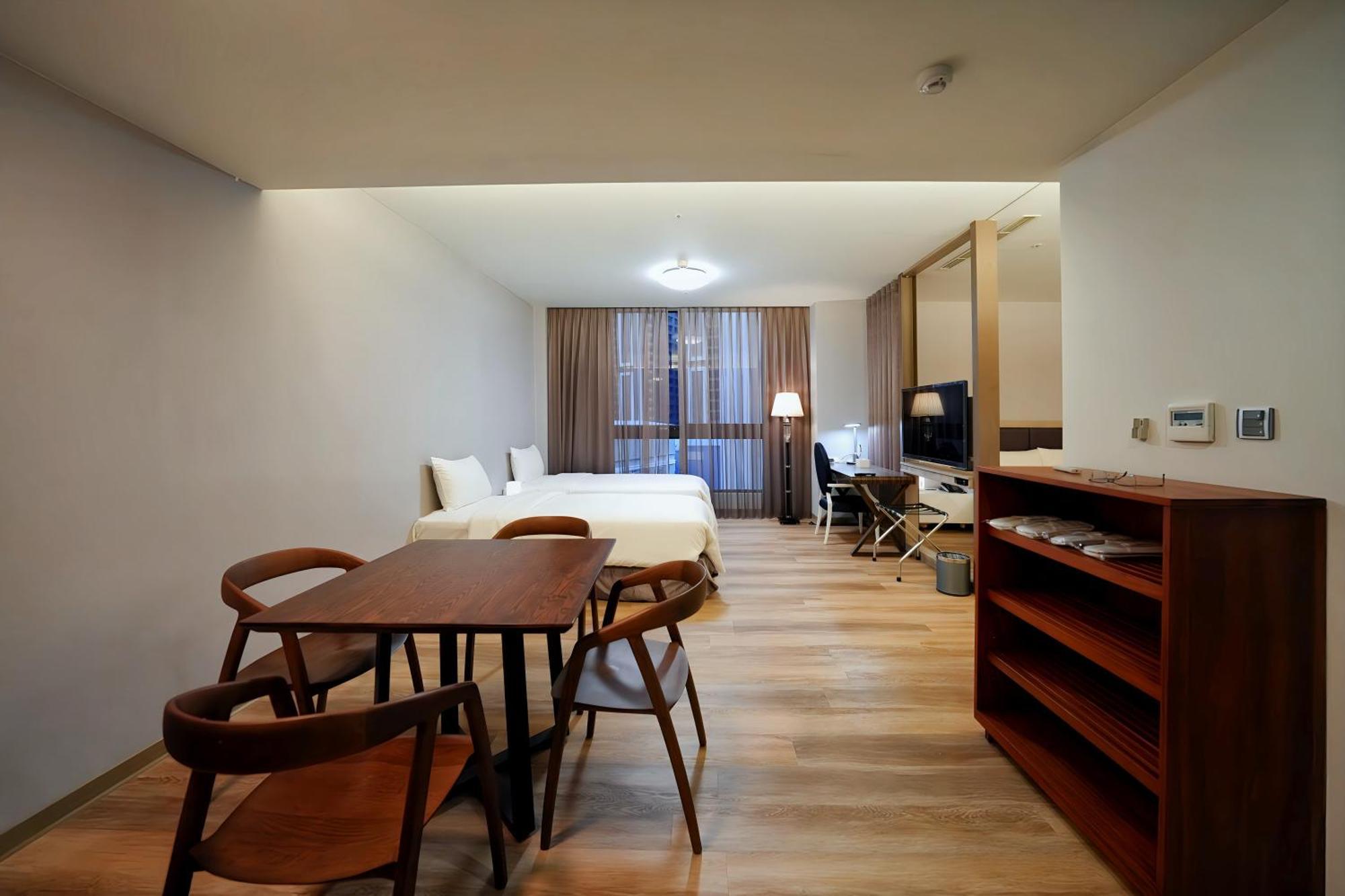 Freedom Design Hotel Luzhu Ruang foto