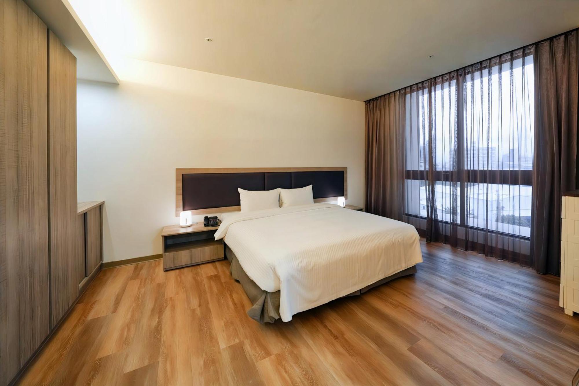 Freedom Design Hotel Luzhu Ruang foto