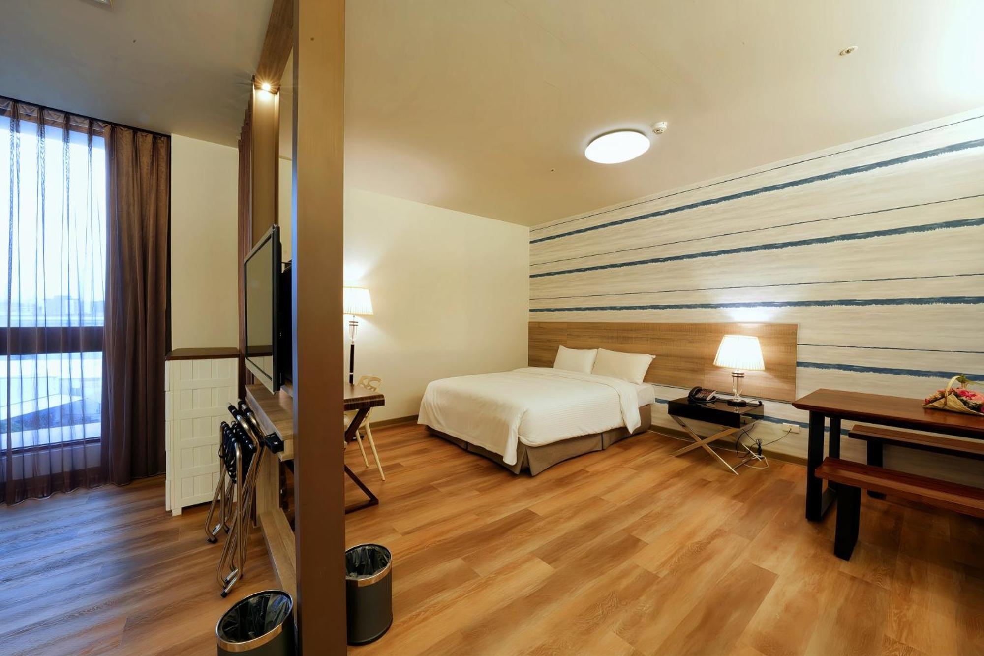 Freedom Design Hotel Luzhu Ruang foto